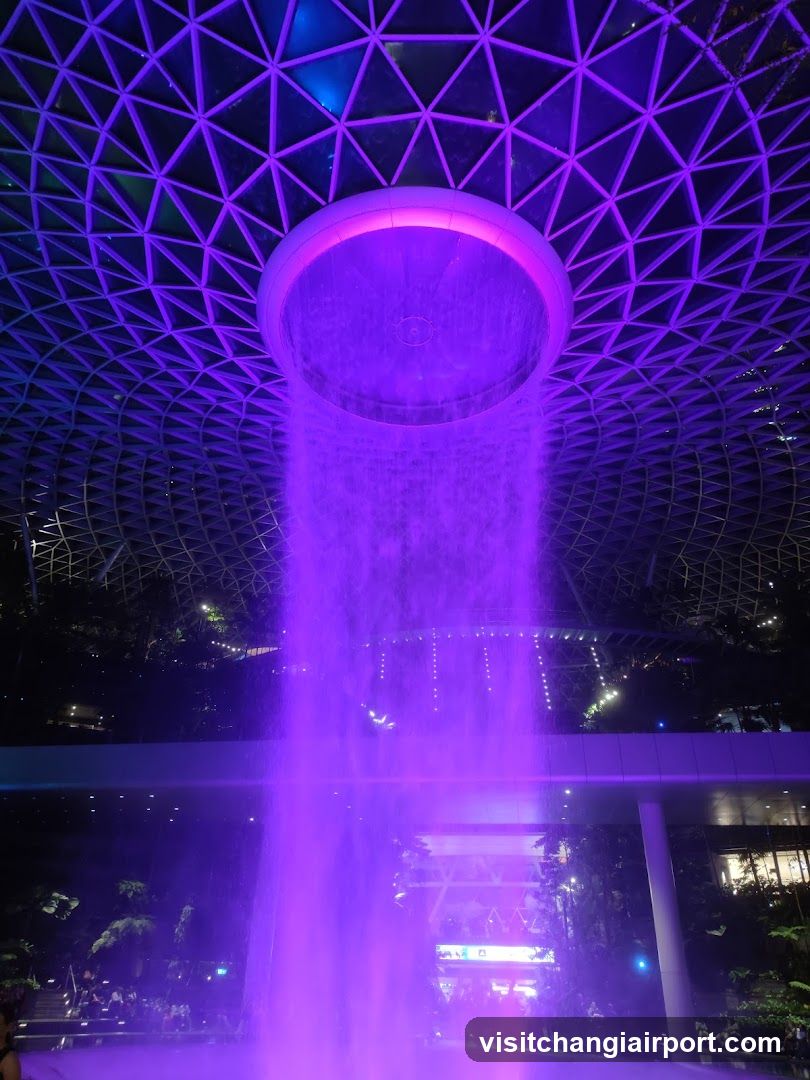 Shangri-La's The Exotica Hotel - Waterfall Feature