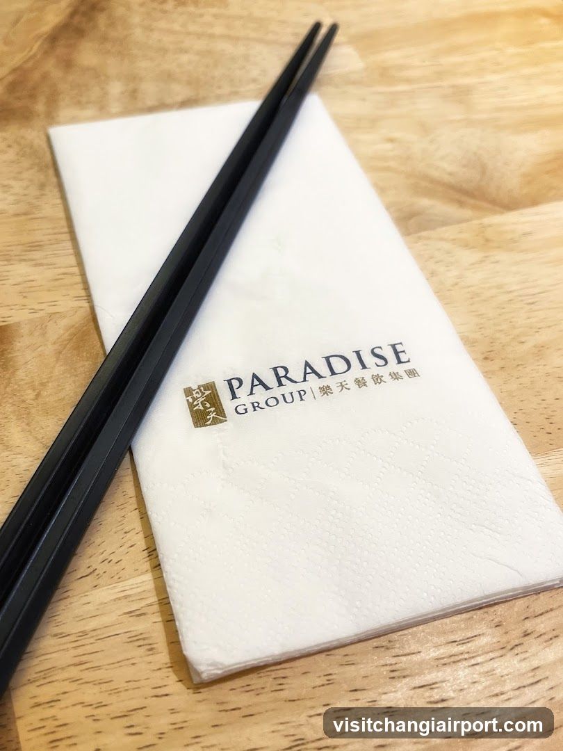 Paradise Group Napkin with Chopsticks