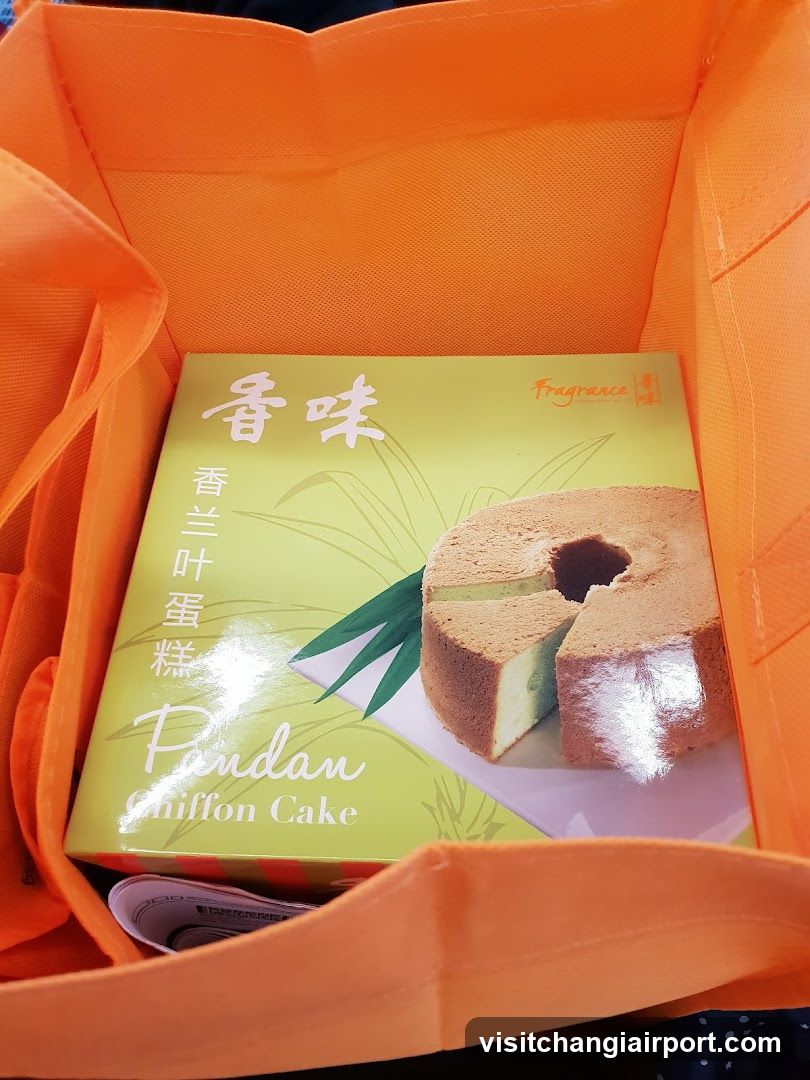Pandan Chiffon Cake Box in Orange Bag
