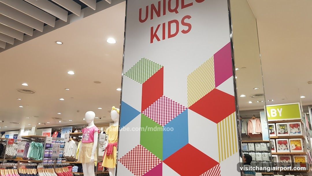 UNIQLO KIDS Store Interior