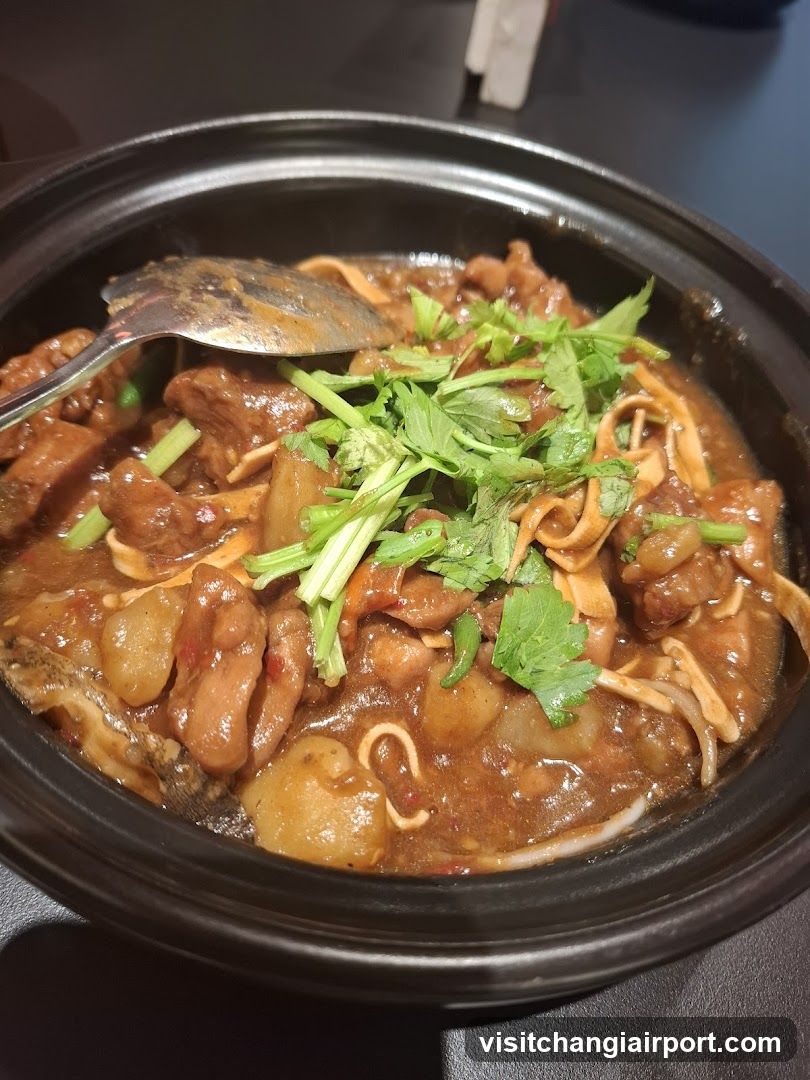Sizzling Claypot Dish with Garnish