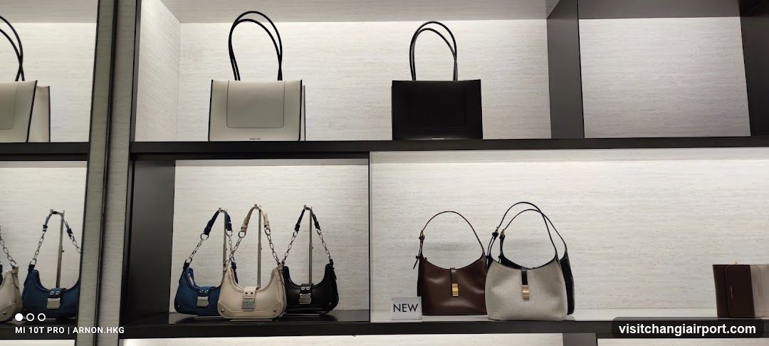Handbag Display Shelf
