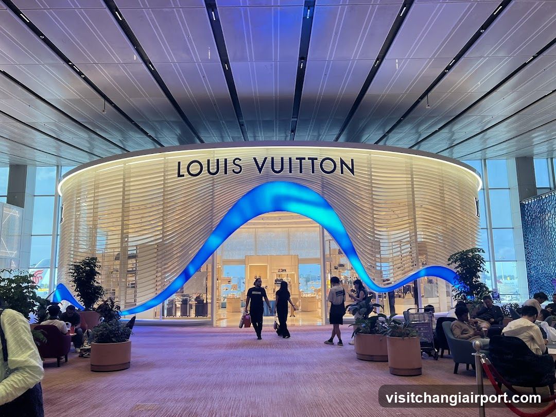 Louis Vuitton Storefront