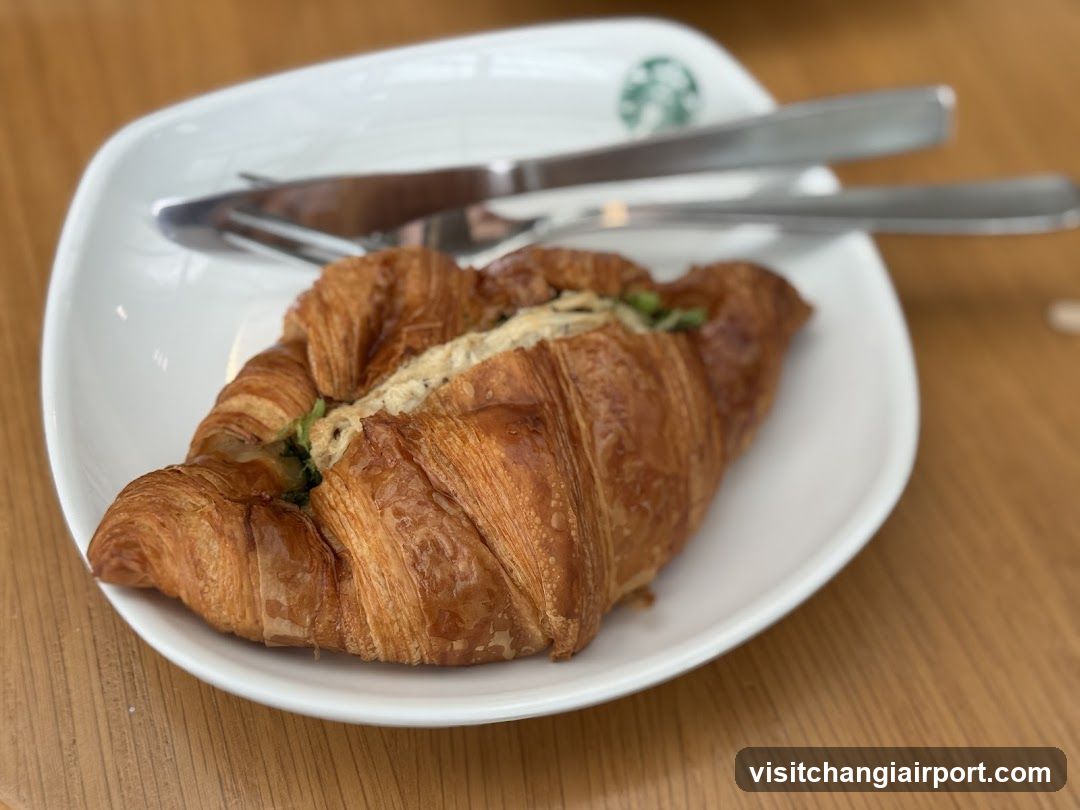Starbucks Terminal 2 Departure Hall