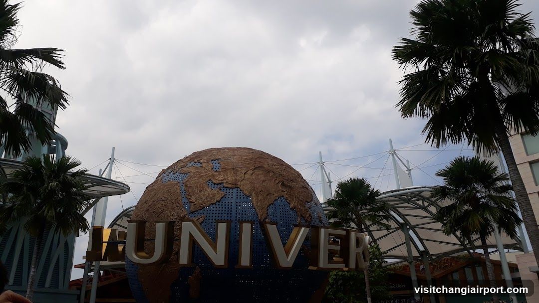 Universal Studios Globe Signage