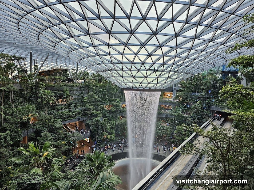 Shangri-La's Singapore - The St. Regice Hotel