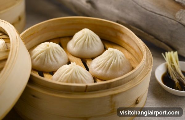 Steamed Dumplings in Bamboo Basket