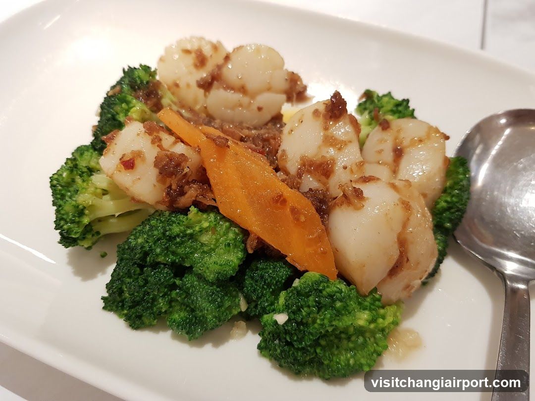 Sautéed Shrimp with Broccoli and Carrots