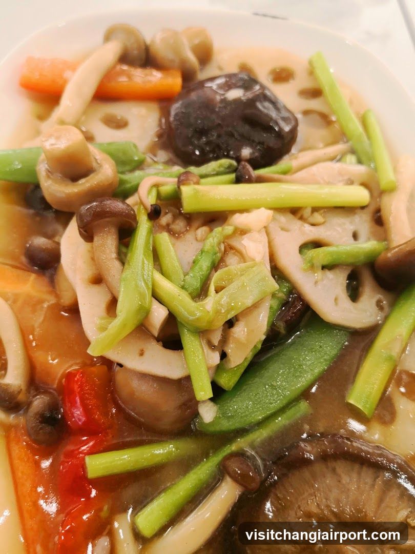 Stir-fried Vegetable Dish with Mushrooms and Lotus Root