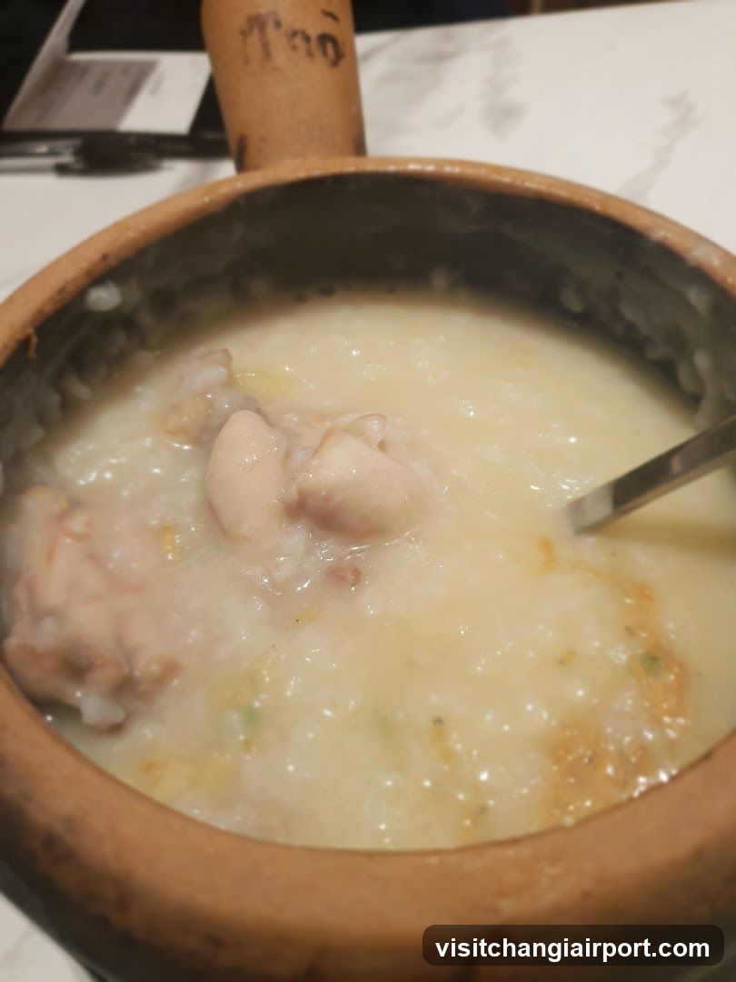 Congee in a clay pot