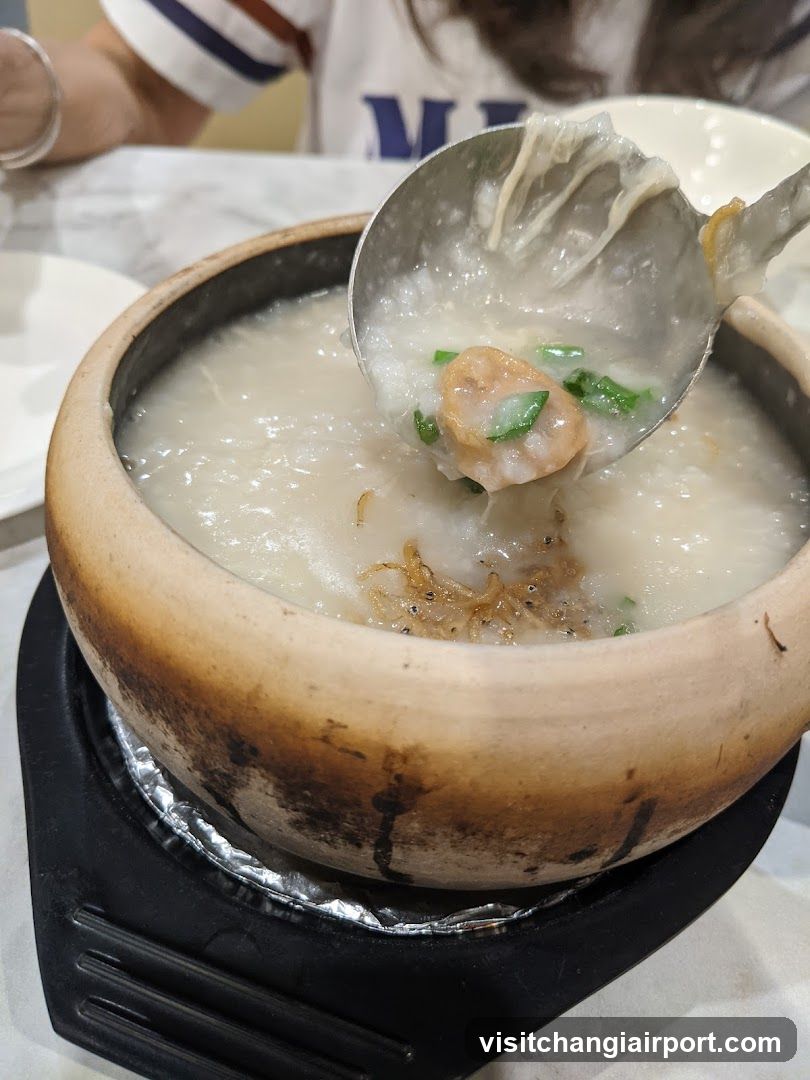 Congee in a clay pot
