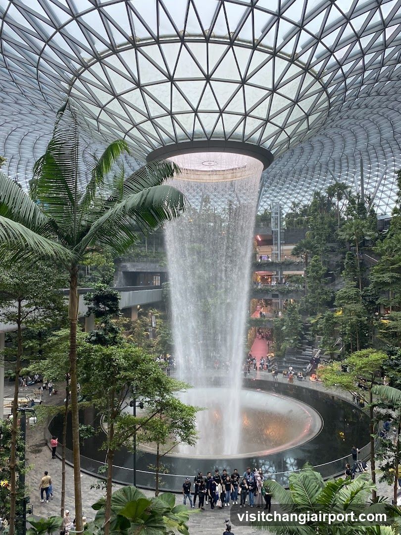 Shanghai Disney Resort - The Waterfall