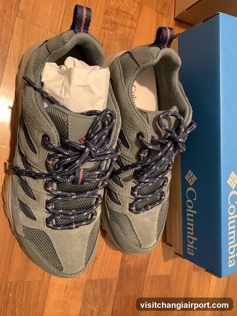 Columbia Shoes with Box