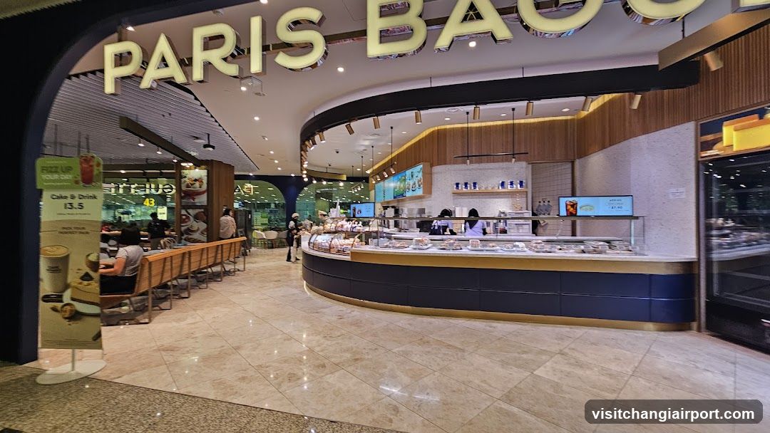 Paris Baguette Interior
