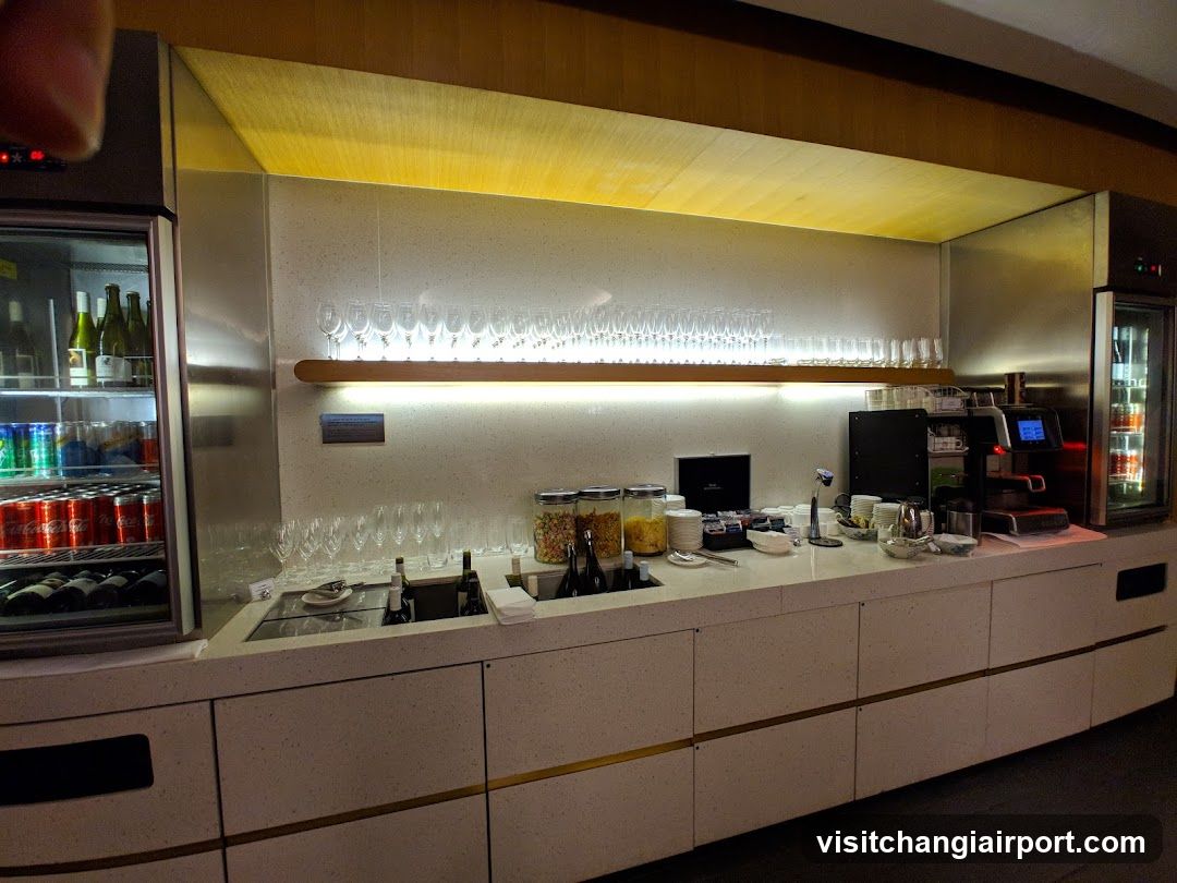Airport Lounge Bar