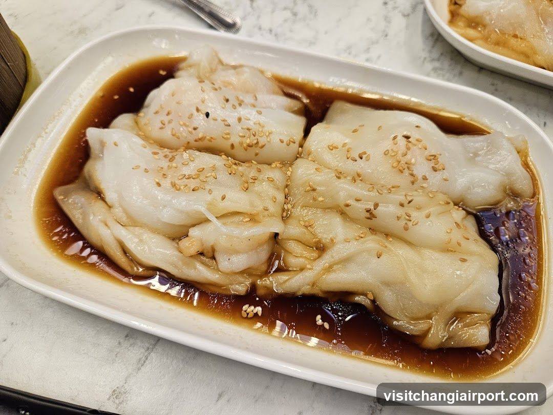Steamed Rice Rolls with Soy Sauce