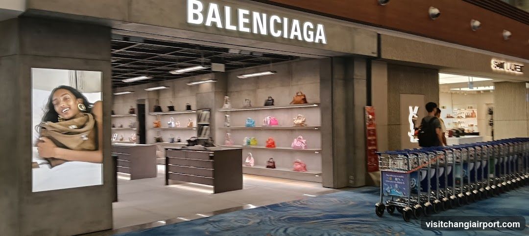 lululemon, Changi Airport T1