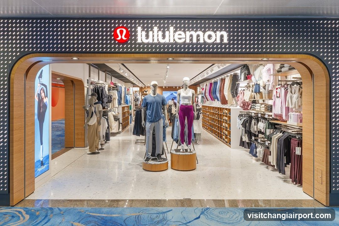 lululemon storefront entrance