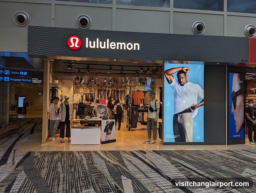 lululemon storefront
