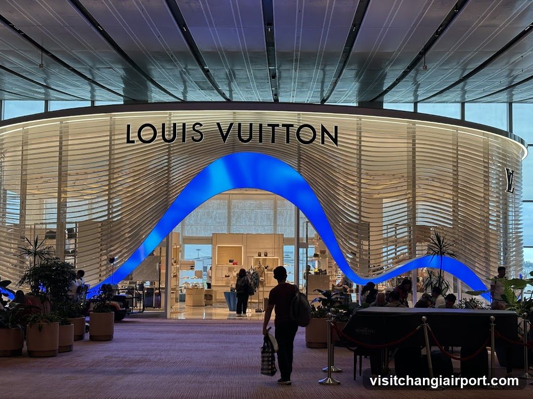 Louis Vuitton Storefront