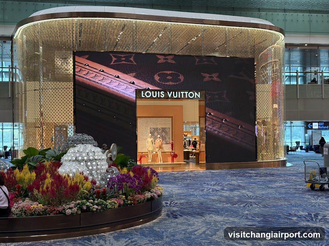Louis Vuitton Storefront