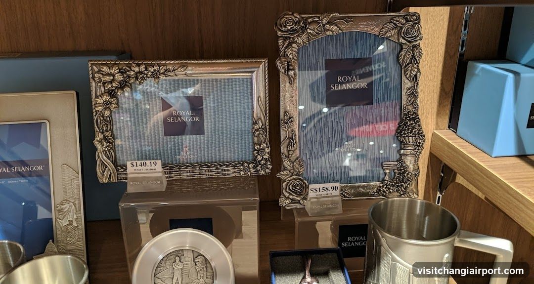 Royal Selangor Merchandise Display