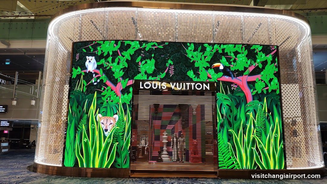 Louis Vuitton Storefront
