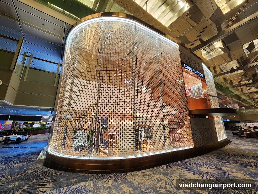 Louis Vuitton Storefront