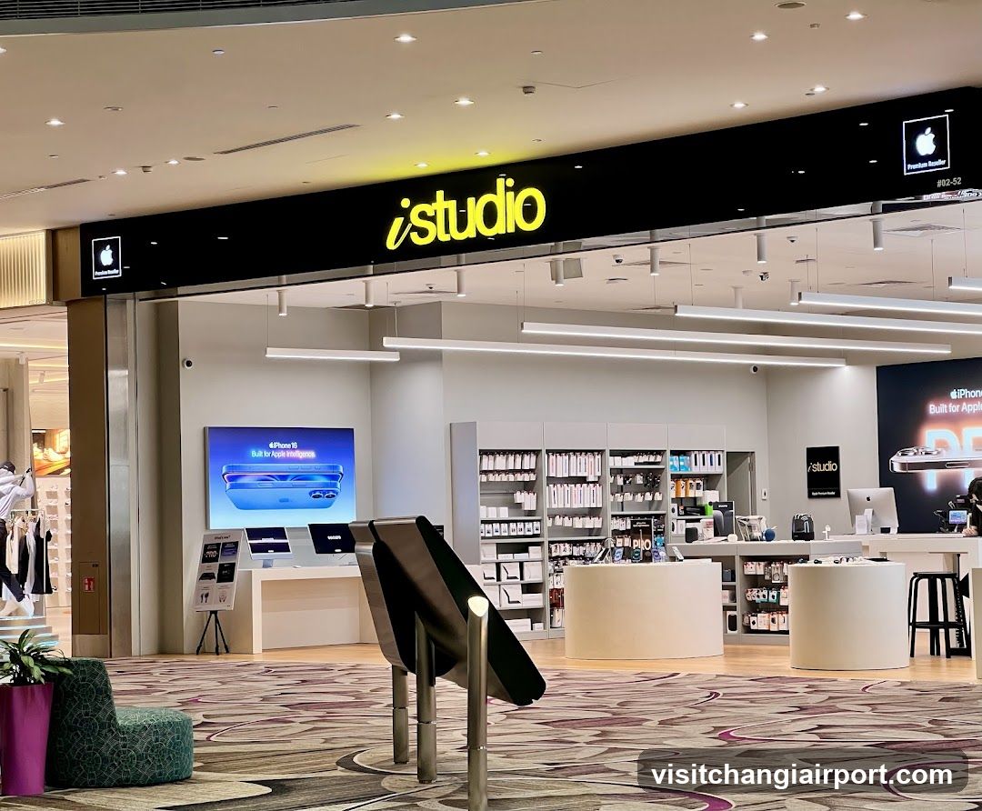 Apple iStudio Store Interior