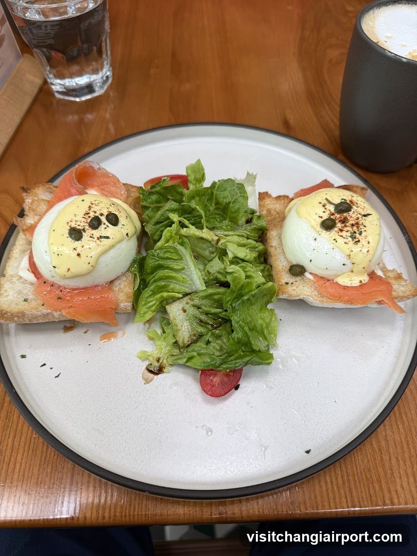 Eggs Benedict with Smoked Salmon and Lettuce