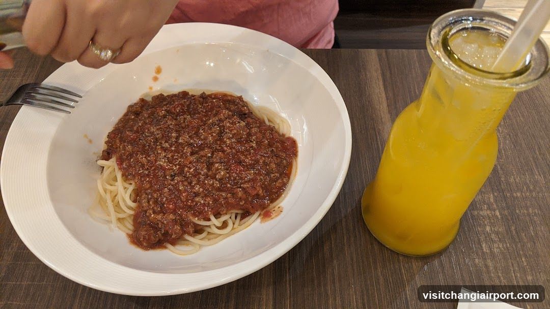 Spaghetti with Meat Sauce and Orange Juice