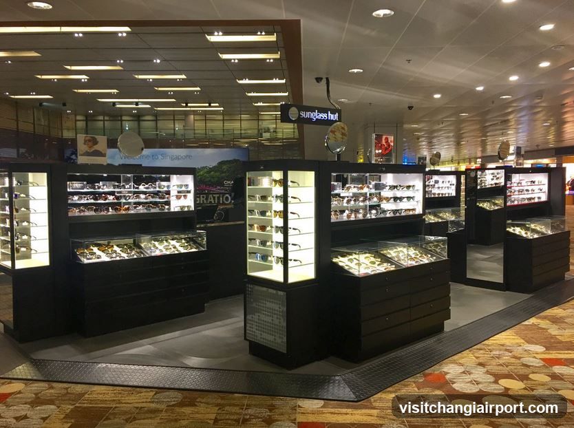 Sunglass Hut Changi Airport T1 (Transit)