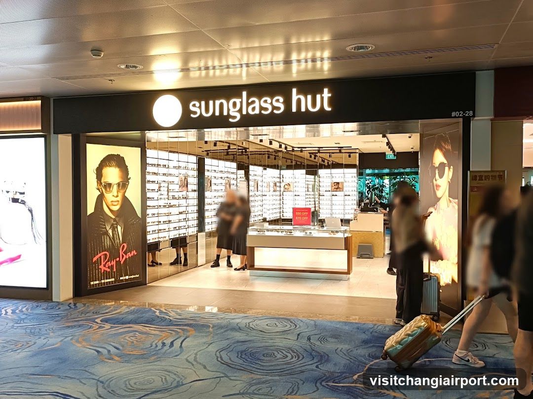 Sunglass Hut Changi Airport T1 (Transit)