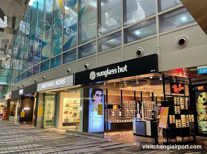 Sunglass Hut Changi Airport T1 (Transit)