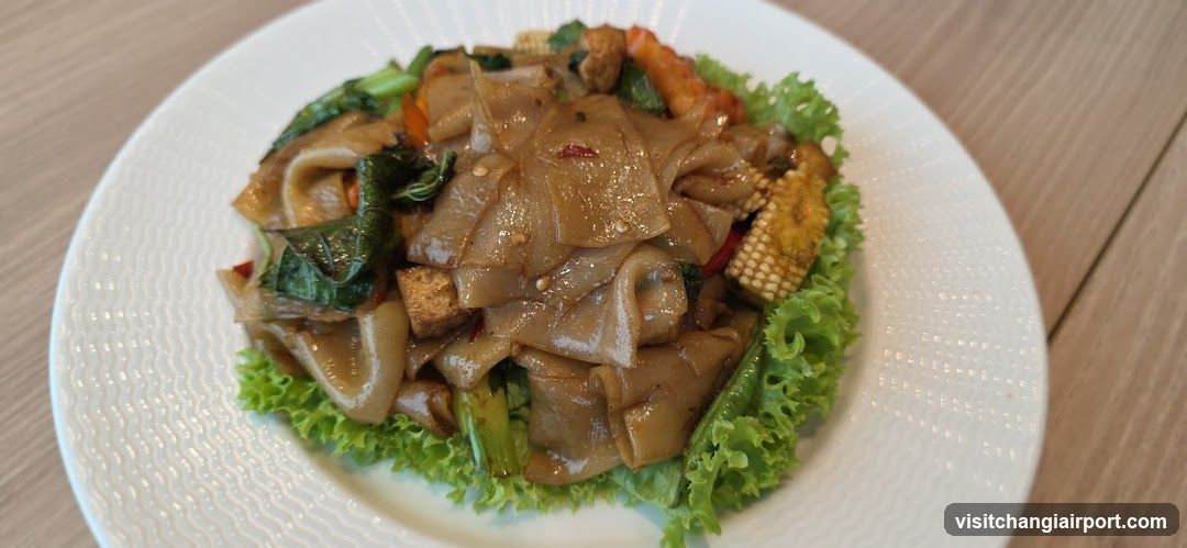 Stir-fried Rice Noodles with Vegetables
