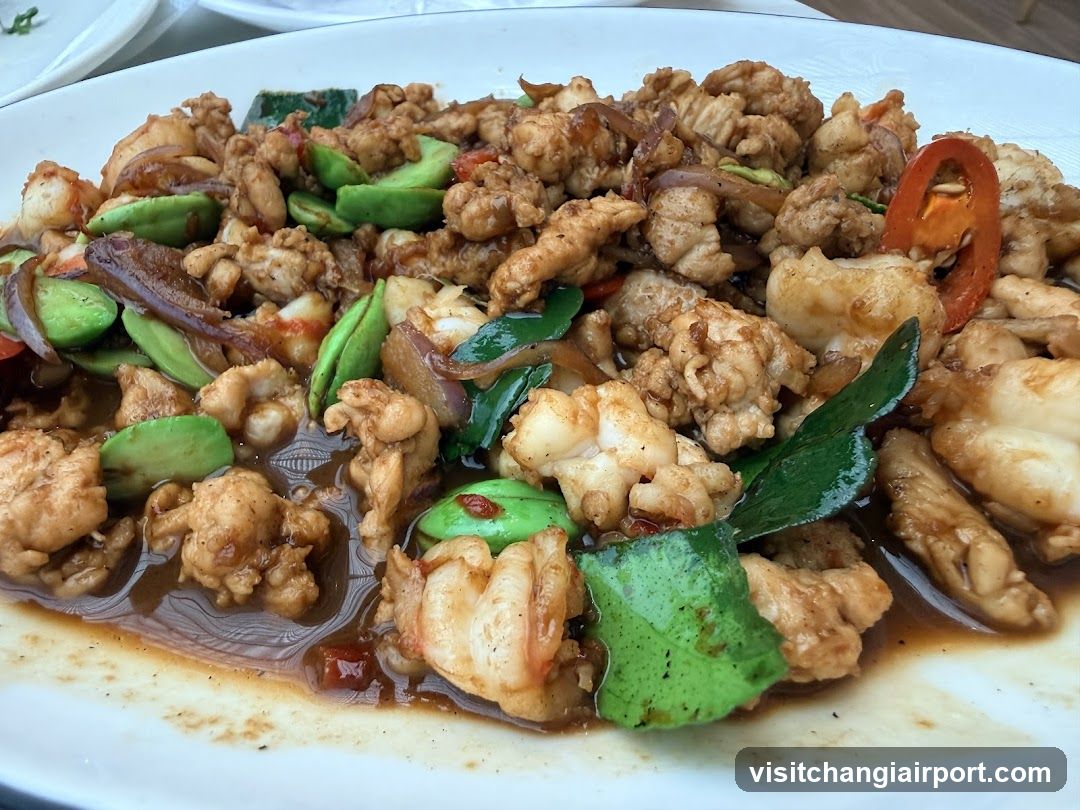Stir-fried Chicken with Avocado and Chili