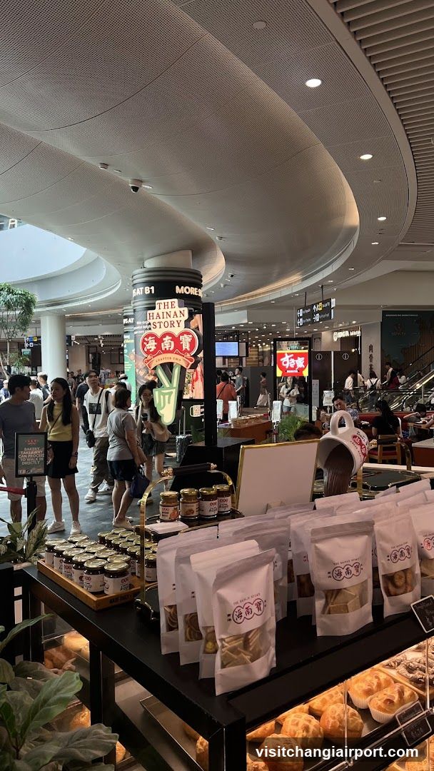 Shopping Mall Interior Display