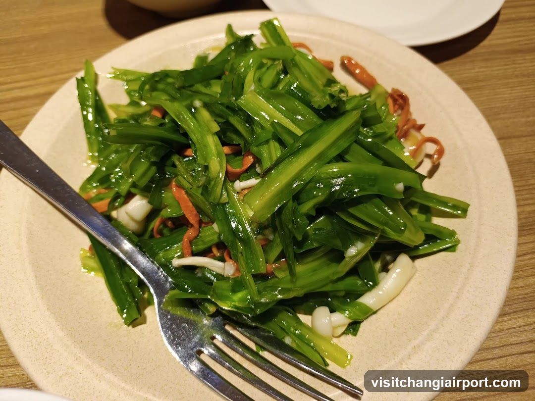 Stir-fried Green Vegetables with Squid