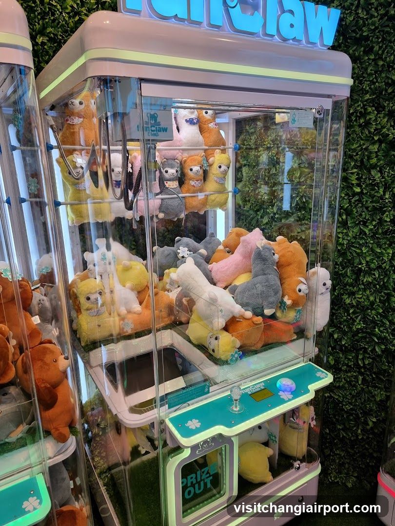Claw Machine with Alpacas