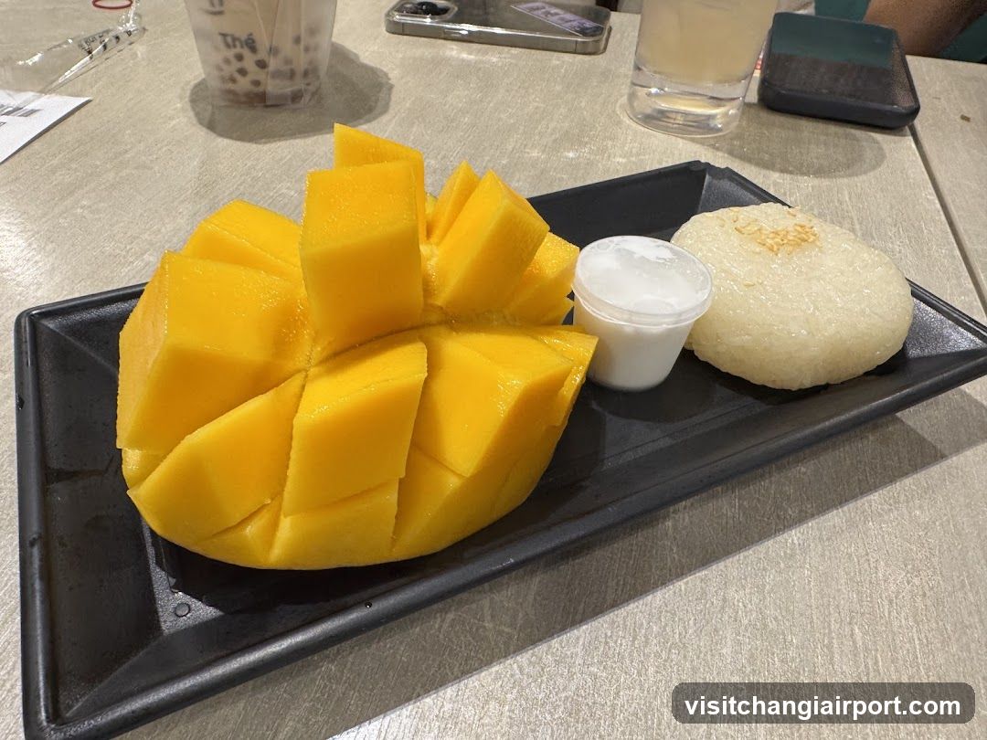 Mango Sticky Rice with Coconut Cream
