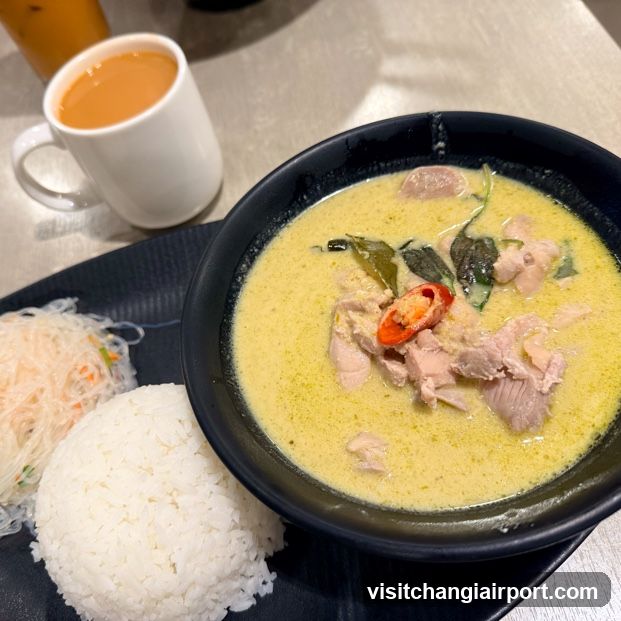 Thai Curry with Rice and Drink