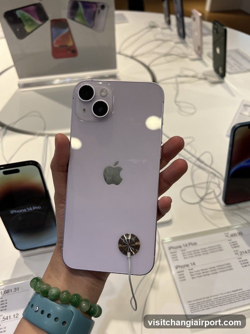 iPhone Display in Store