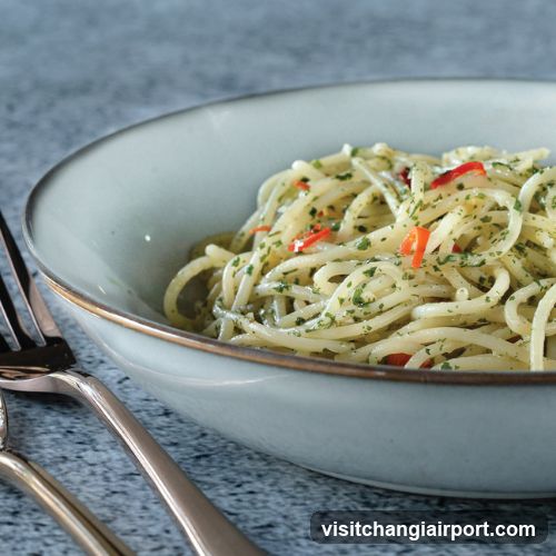 Pesto Pasta with Red Peppers