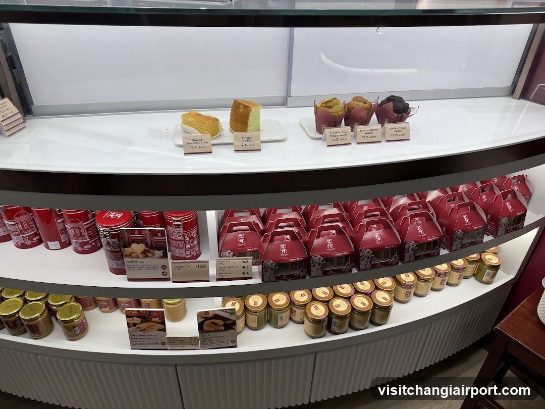 Bakery and Confectionery Display
