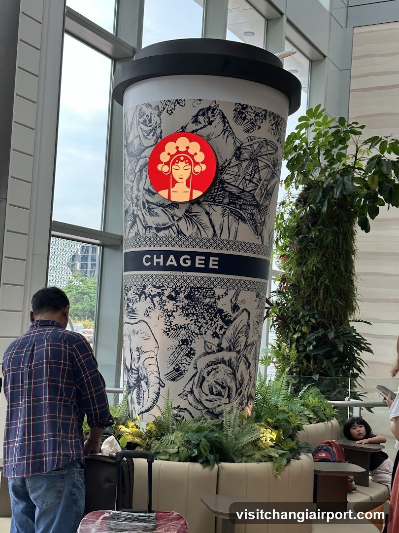 Chagee Giant Cup Display