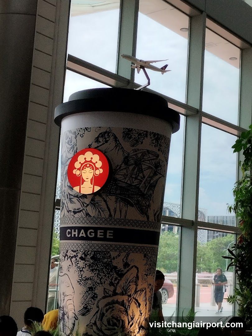 Chagee Giant Cup Display