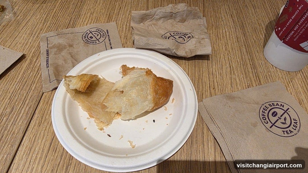 The Coffee Bean & Tea Leaf pastry plate