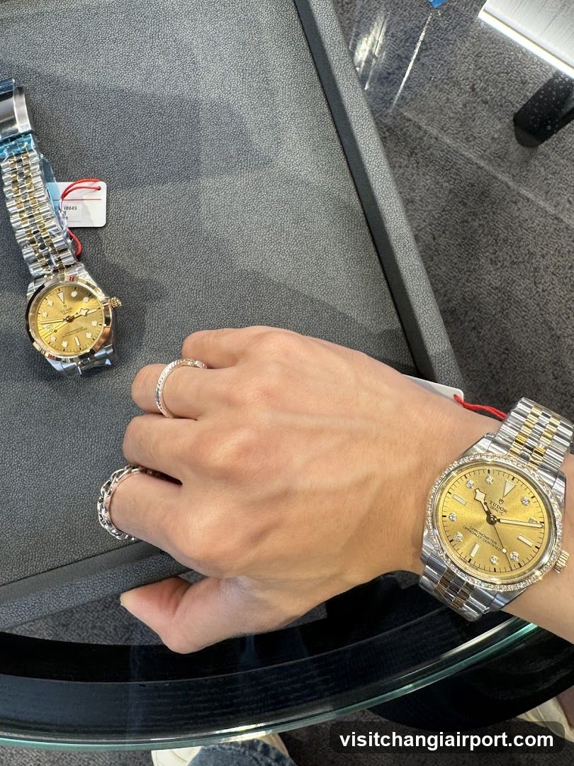 Watch Display and Wrist Shot
