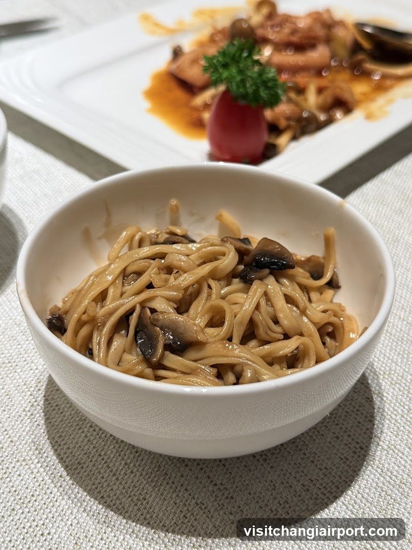 Noodles with Mushrooms and Sauce