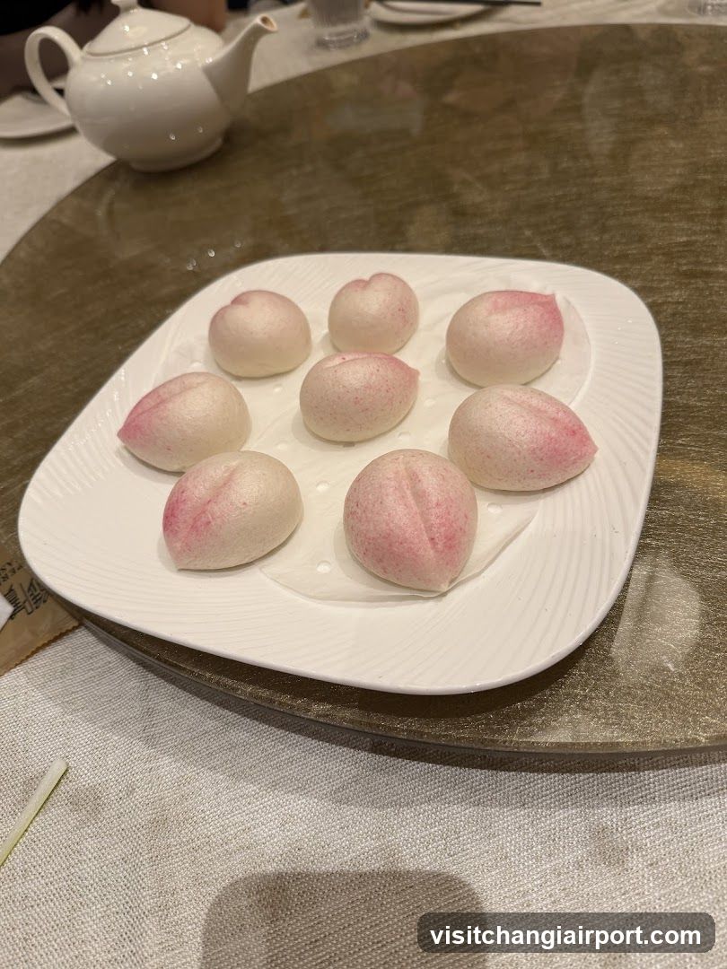Peach-shaped Dumplings